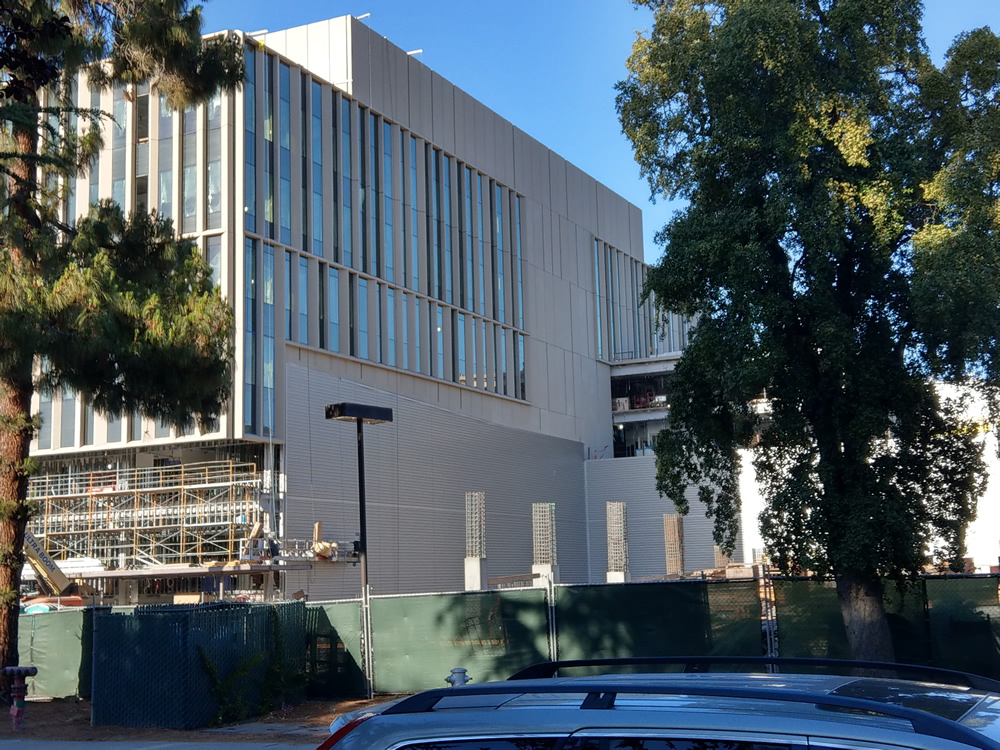 Progress on the new IMOB, future home of El Camino Women's Medical Group